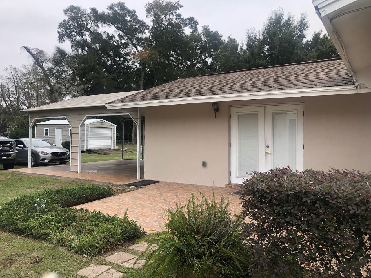 827 Nw 14th Ave - Photo 3 of 3