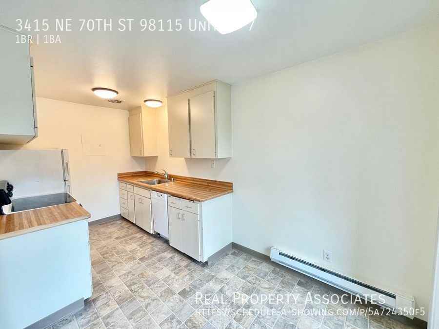 3415 3415 NE 70TH ST 98115 Unit - #7 - Photo 5 of 23