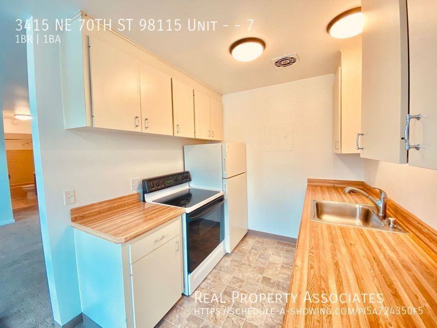 3415 3415 NE 70TH ST 98115 Unit - #7 - Photo 7 of 23