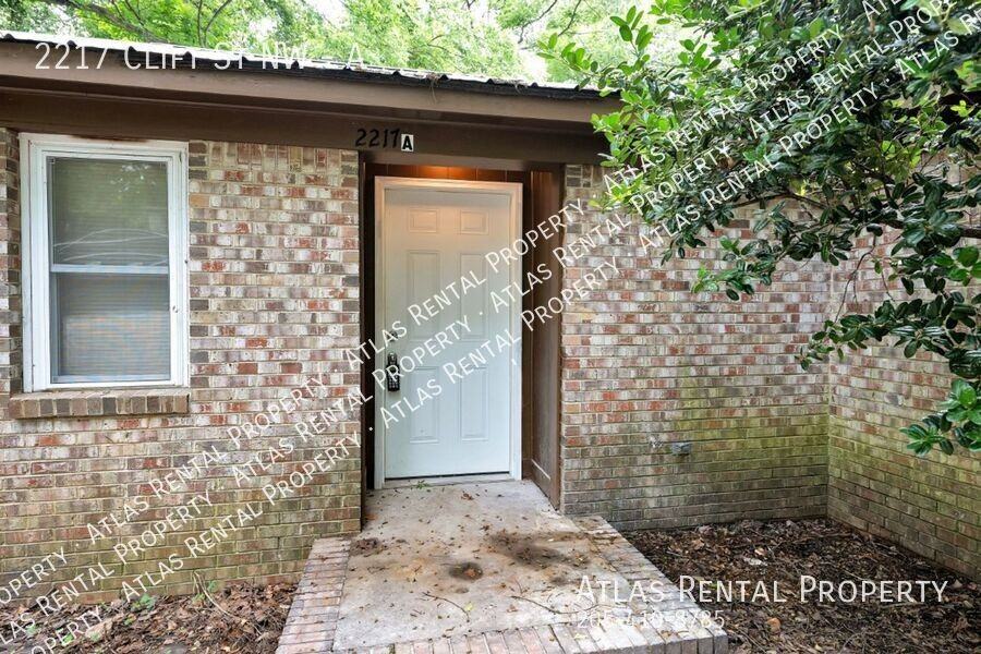 2217 Clift St Nw #A - Photo 3 of 14