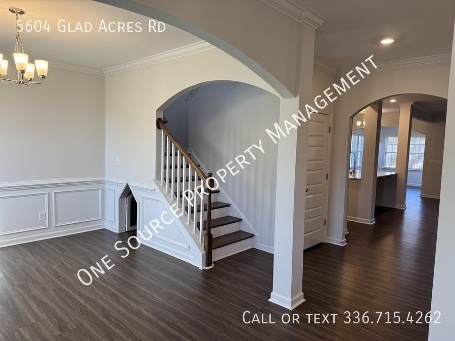 5604 Glad Acres Rd - Photo 2 of 31