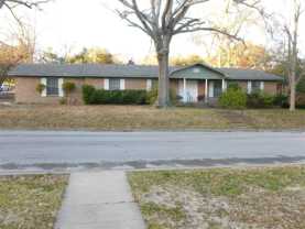 108 W Collins St - Photo 1 of 1