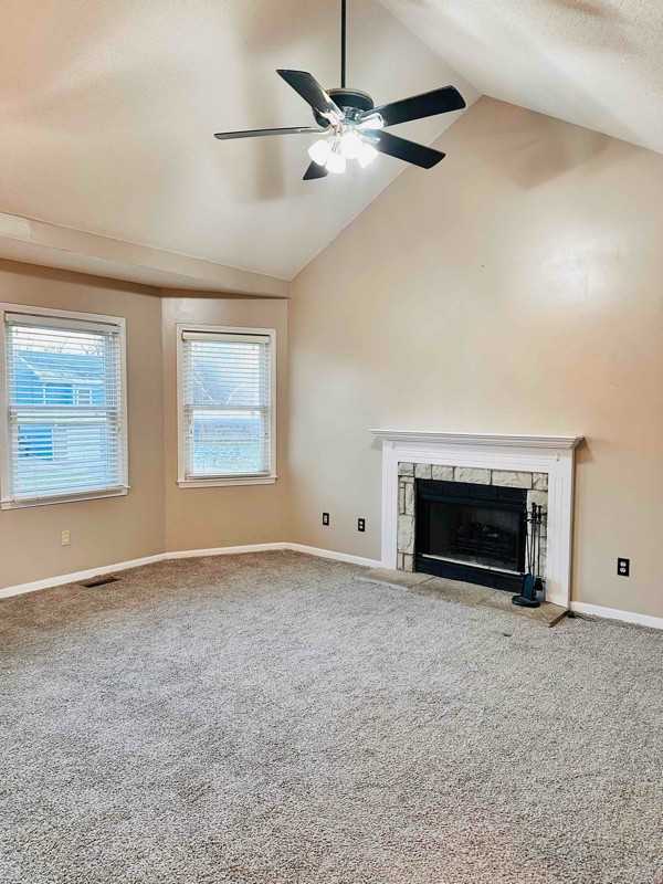 1142 E Frontier Dr - Photo 3 of 20