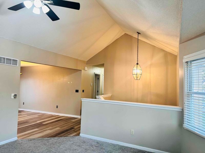 1142 E Frontier Dr - Photo 5 of 20