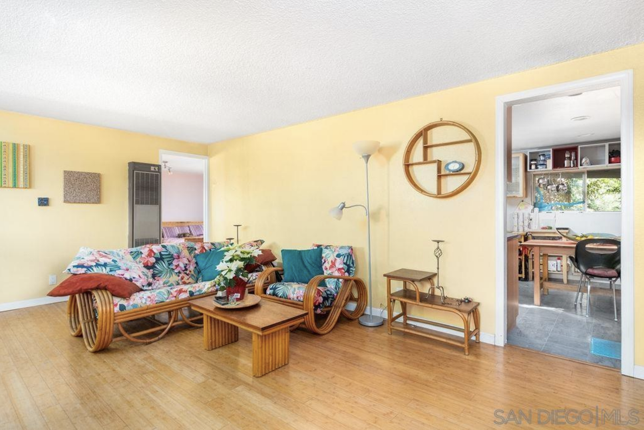 5023 63rd Street - Photo 7 of 13