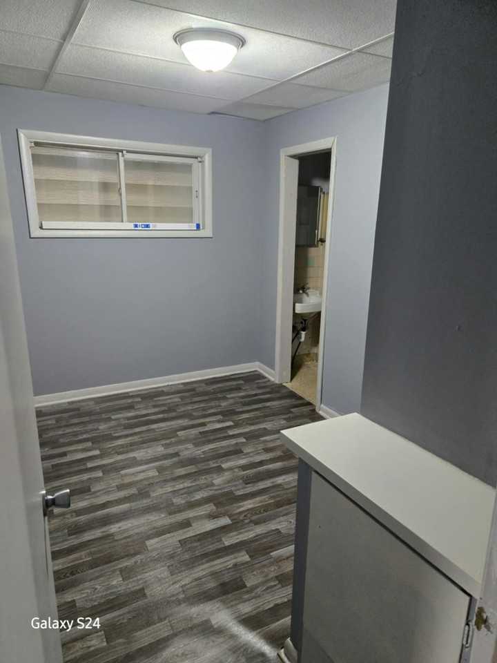 409 N 1st St, Unit 2 - Photo 3 of 7