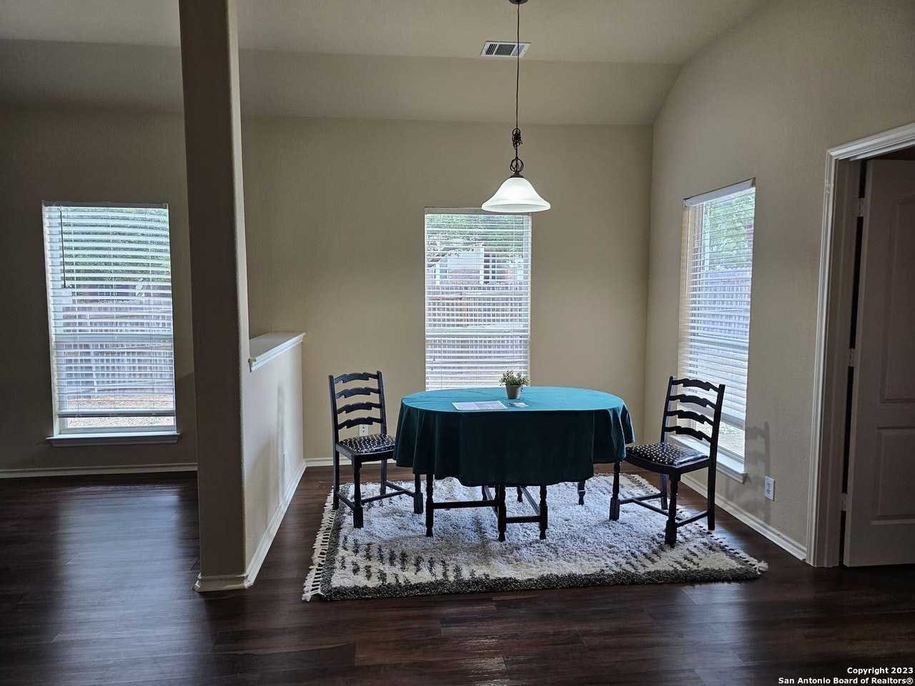 101 Cowboy Trail - Photo 7 of 22