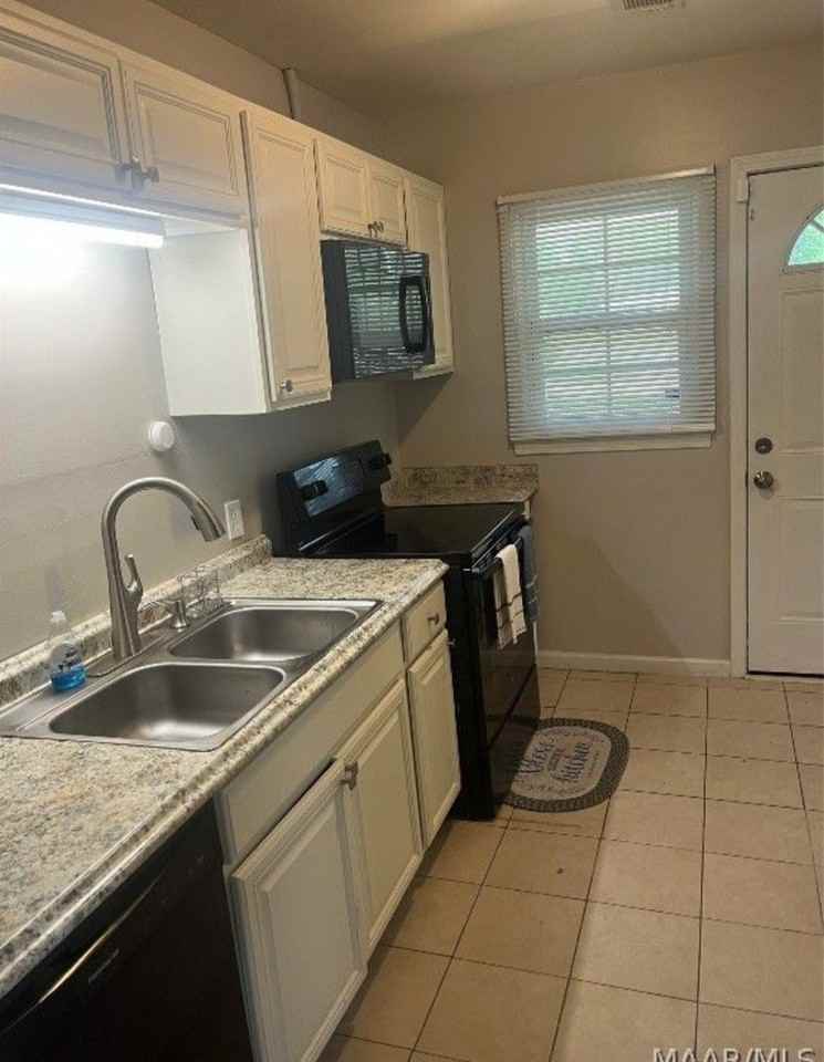 2813 Azalea Ave #NA - Photo 7 of 10