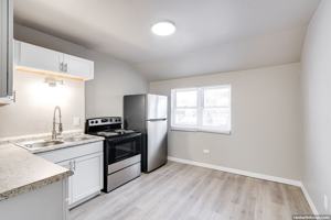 featured image of 618 N Ashland Ave