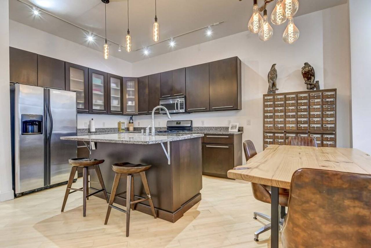 8 S Old State Capitol Plz #1031831P - Photo 3 of 9