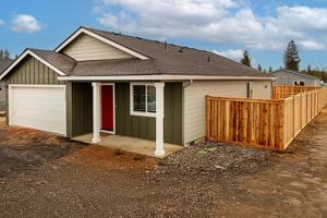 featured image of 16649 Blue Pine St