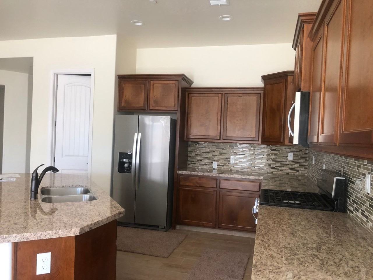 3084 Windmill Ct - Photo 2 of 23