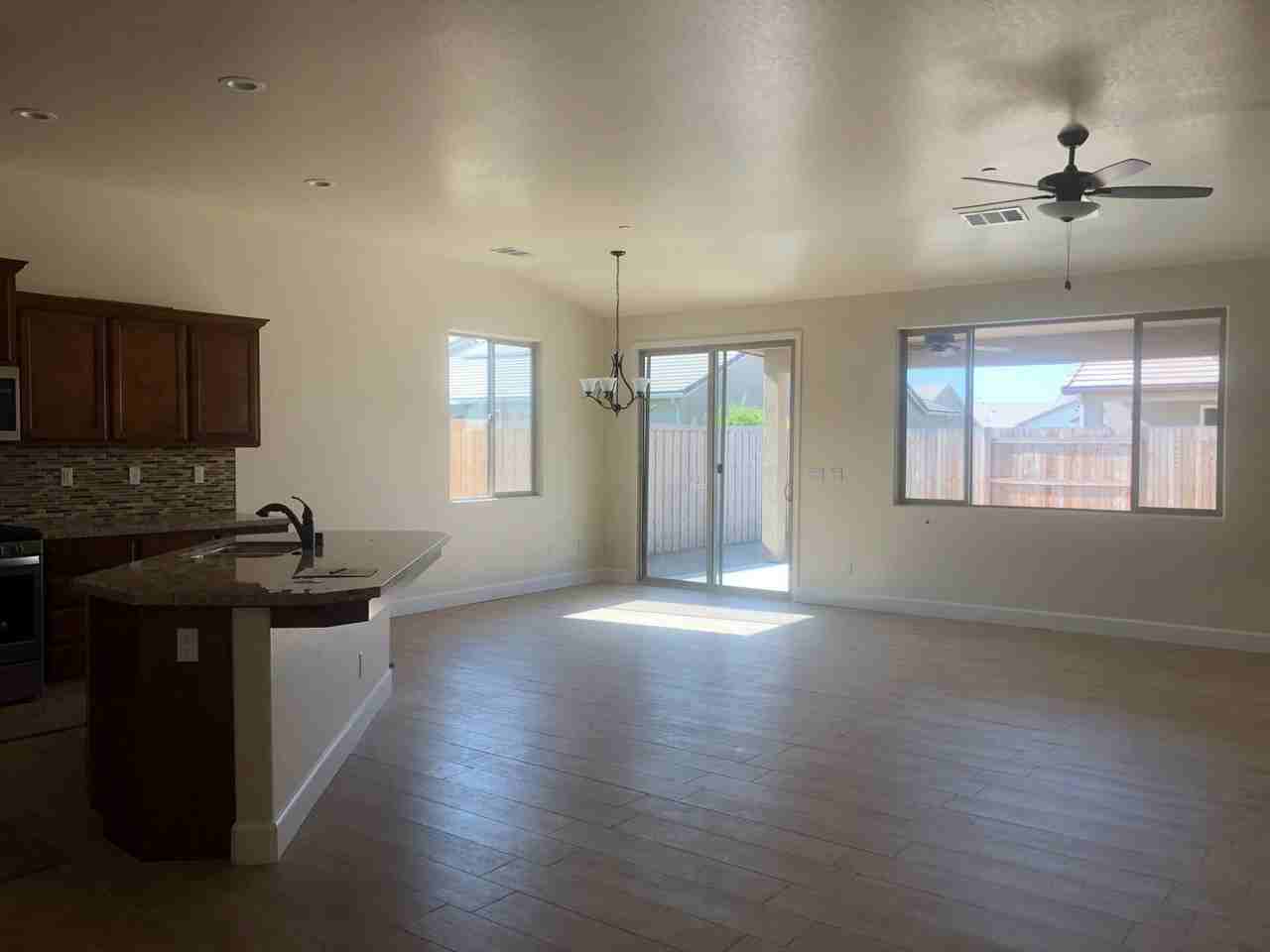 3084 Windmill Ct - Photo 3 of 23