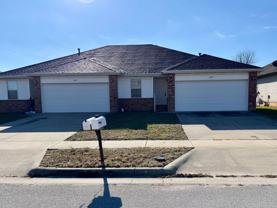 4352 W La Siesta St - Photo 1 of 1