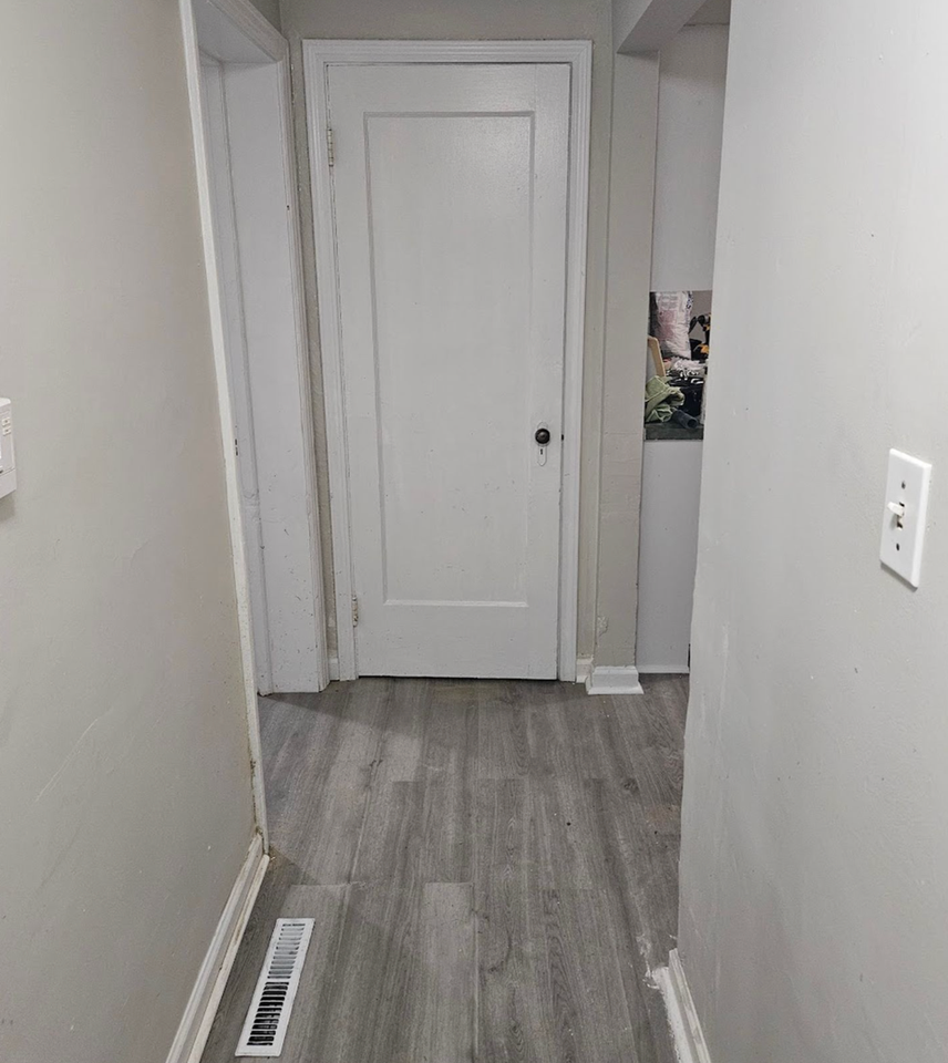 4437 Fairview Dr - Photo 3 of 13