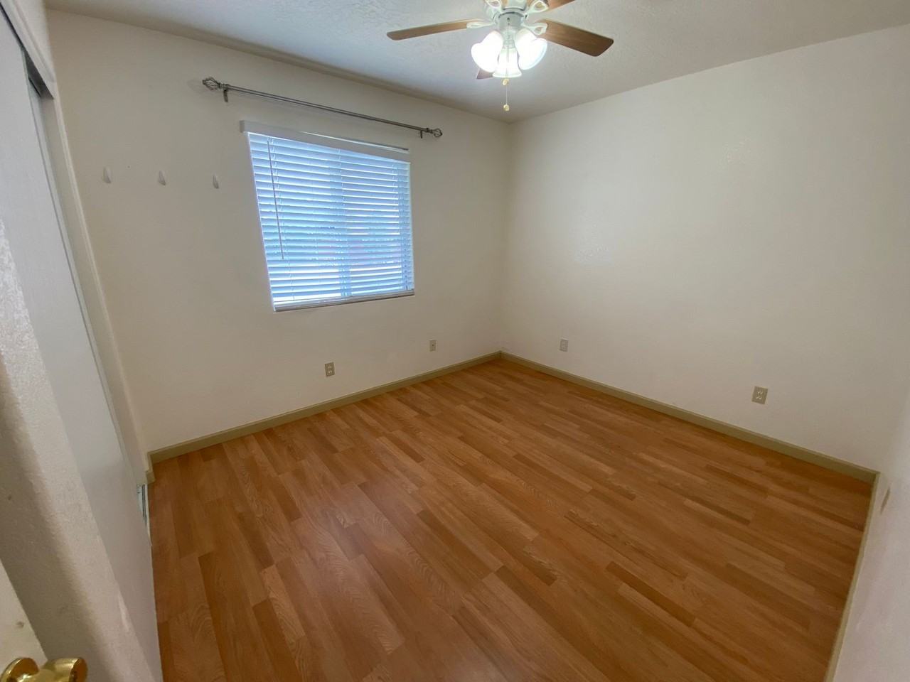 13632 Nassau Dr - Photo 6 of 12