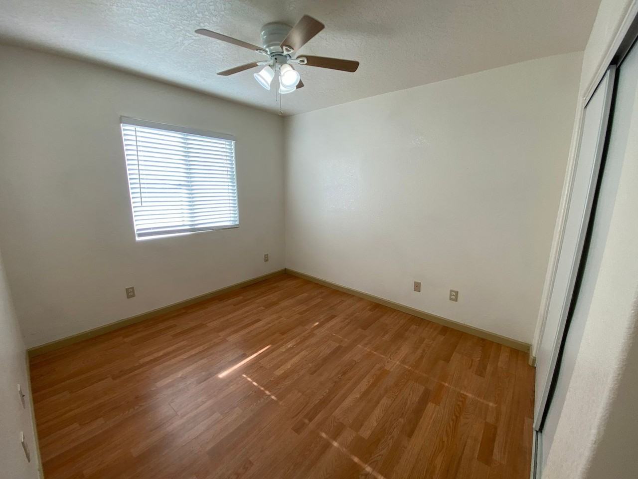 13632 Nassau Dr - Photo 7 of 12