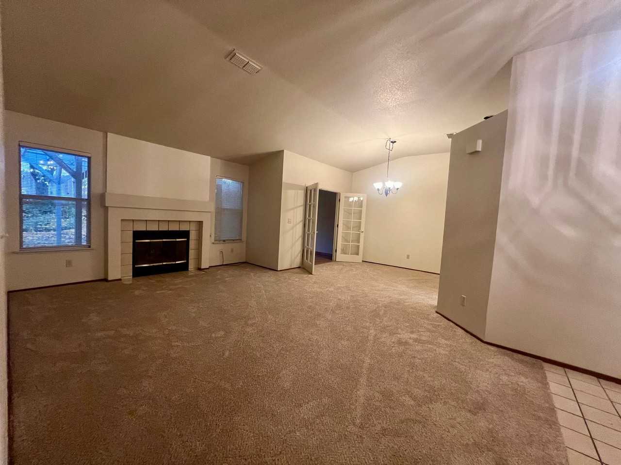 8048 Montevina Dr - Photo 3 of 18