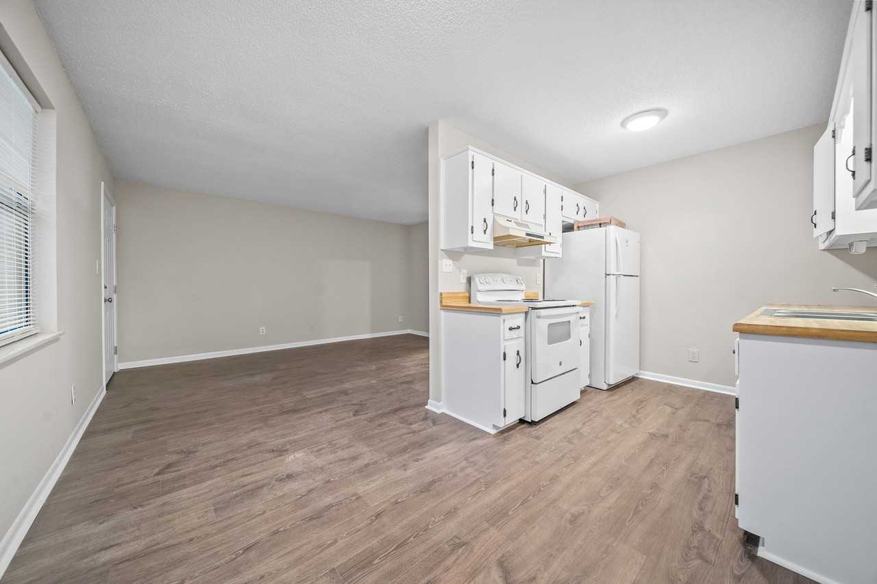 12827 Chapman Highway - Photo 3 of 10