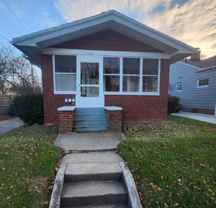 1015 Hawk St - Photo 1 of 1