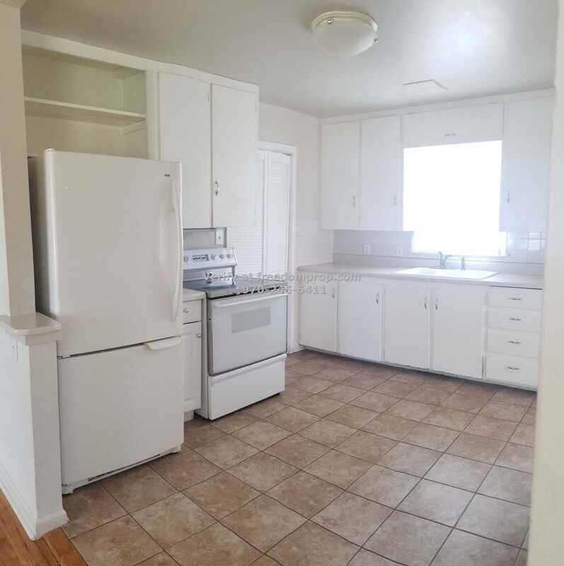 2002 Linda Ln - Photo 4 of 13