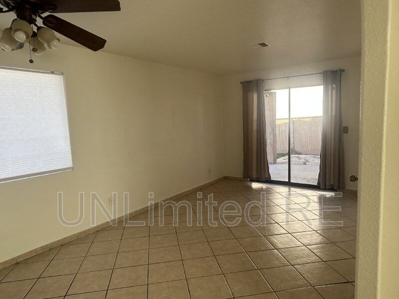 3635 Clearwater Dr - Photo 6 of 19