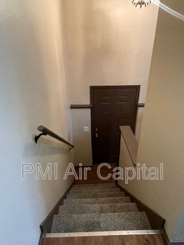 1102 E Morris St - Photo 6 of 14