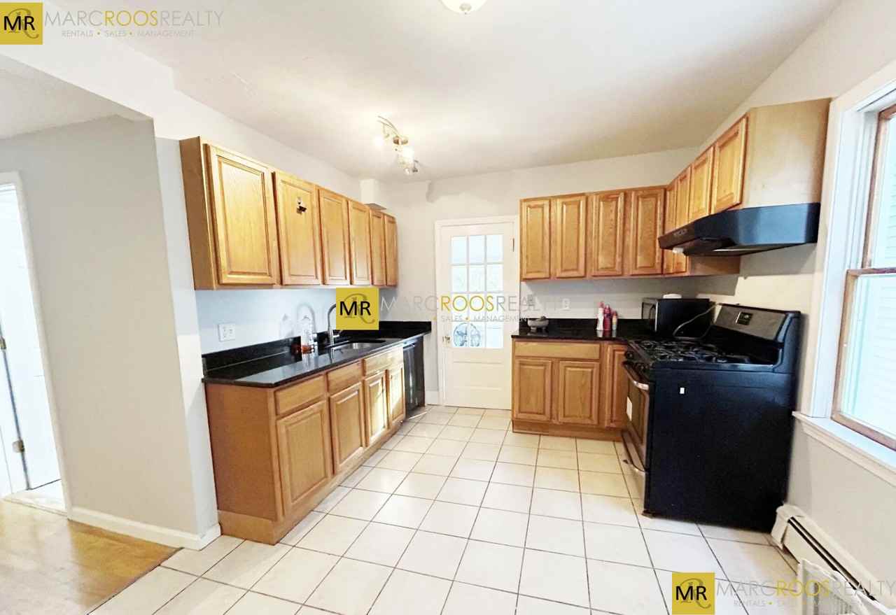 Plymouth St #2 - Photo 5 of 23