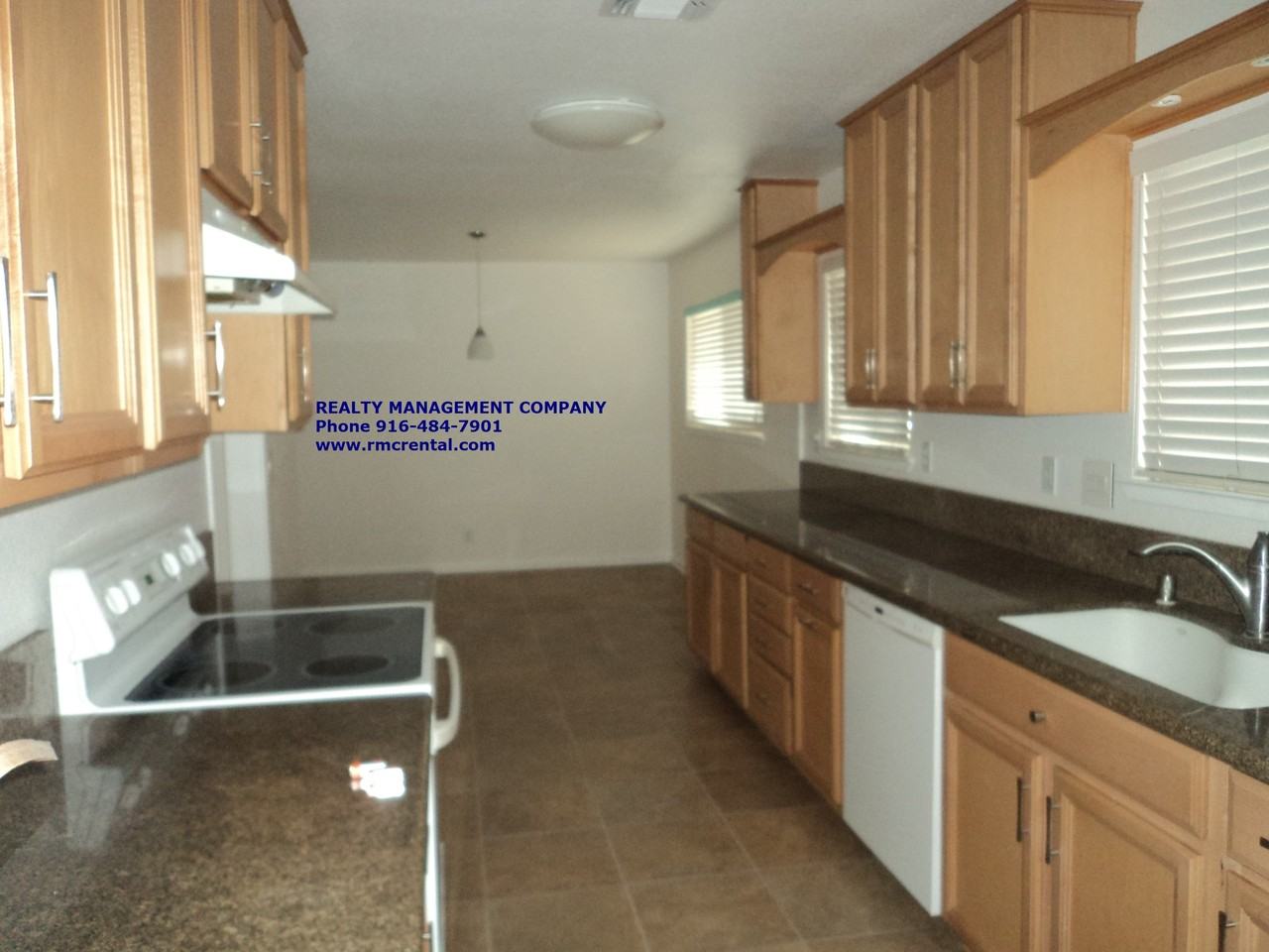 3217 Chelsea Rd - Photo 3 of 13