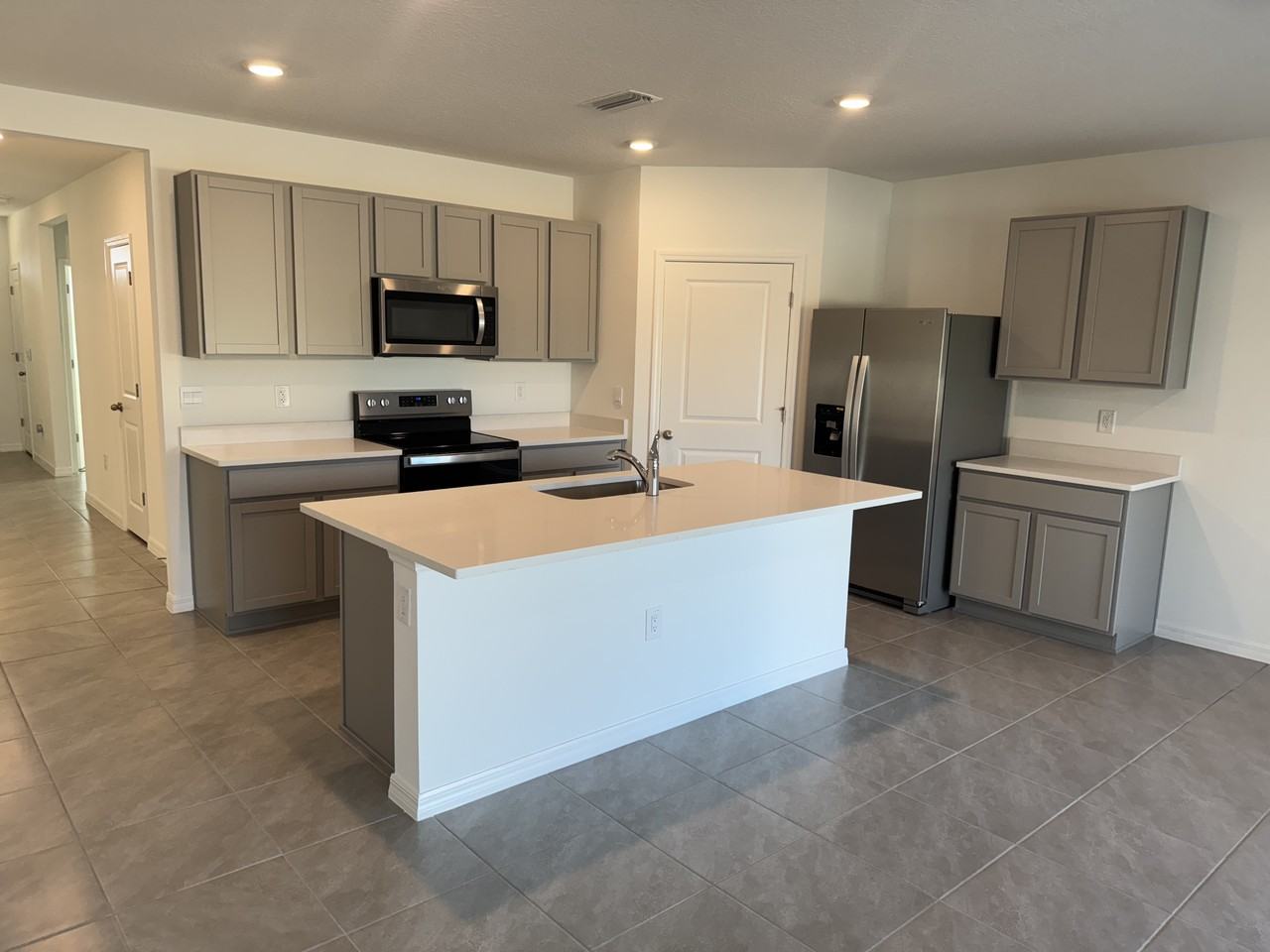 7232 Broad River Ave - Photo 5 of 16