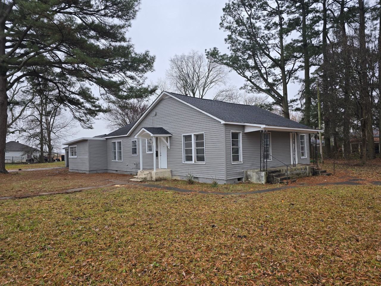 203 Frank T Bunton St - Photo 2 of 18