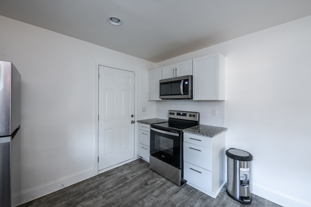 2973 1st Avenue Southwest - Photo 6 of 29