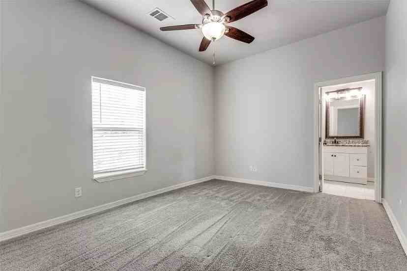 1731 E Chaffin St #NA - Photo 7 of 12