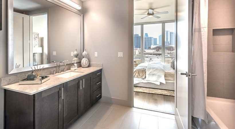 HOUSTON & - Photo 3 of 19