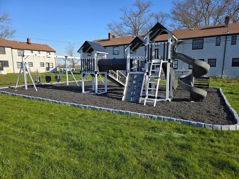 124 Yorke St #37 - Photo 2 of 13