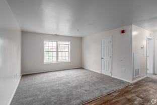 225 W 4th St #2 - Photo 1 of 1