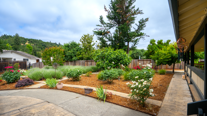 111 Kerry Ln - Photo 3 of 20