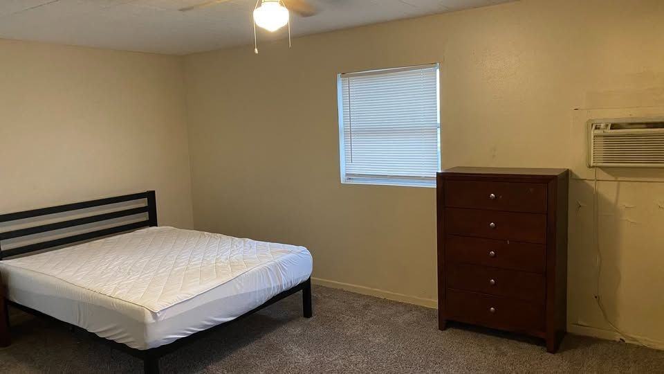1223 N Front St - Photo 2 of 10