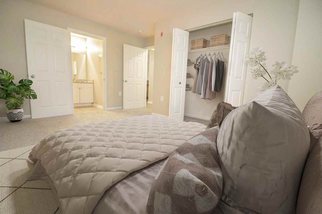 201 Cassia Ct. - Photo 4 of 50