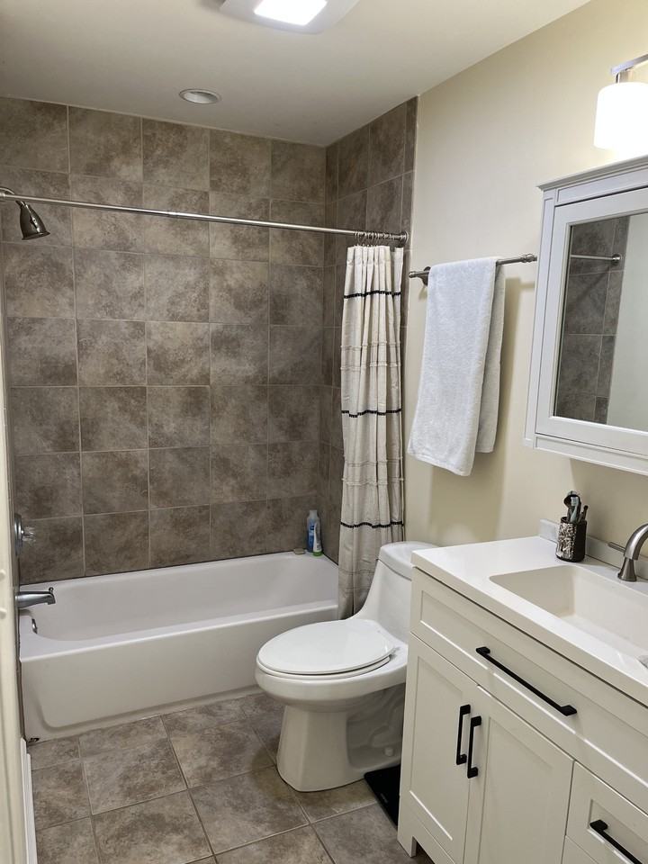 318 Mifflin St #1B - Photo 4 of 6