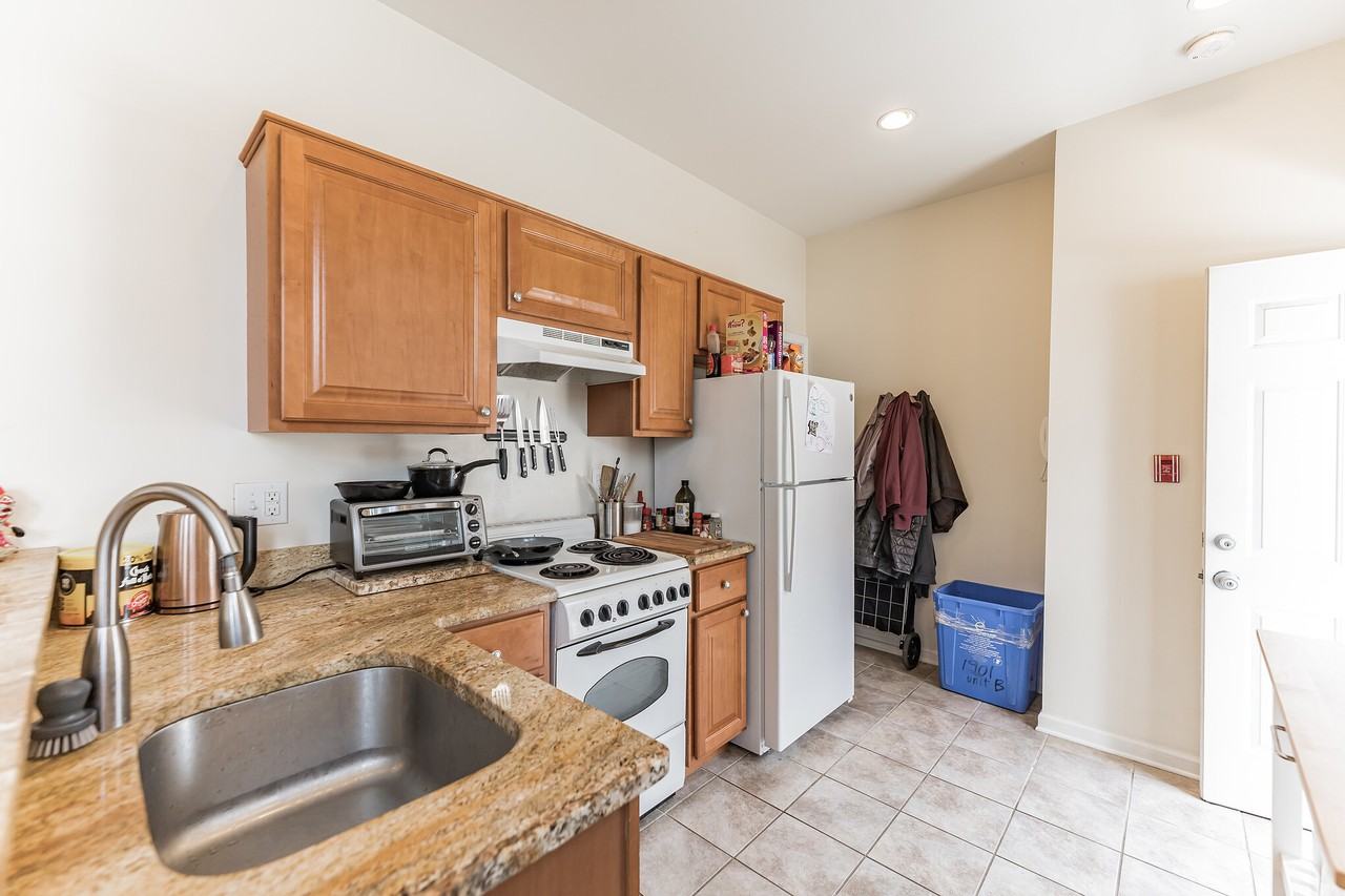 318 Mifflin St #1B - Photo 6 of 6