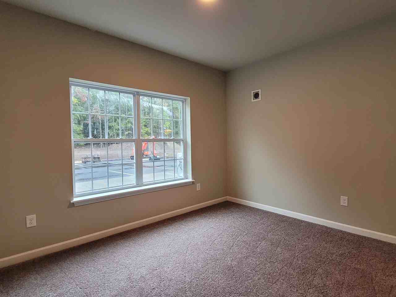 72 Sun Valley Dr #208 - Photo 5 of 10