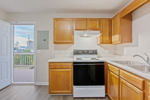 featured image of 648 N Broadway