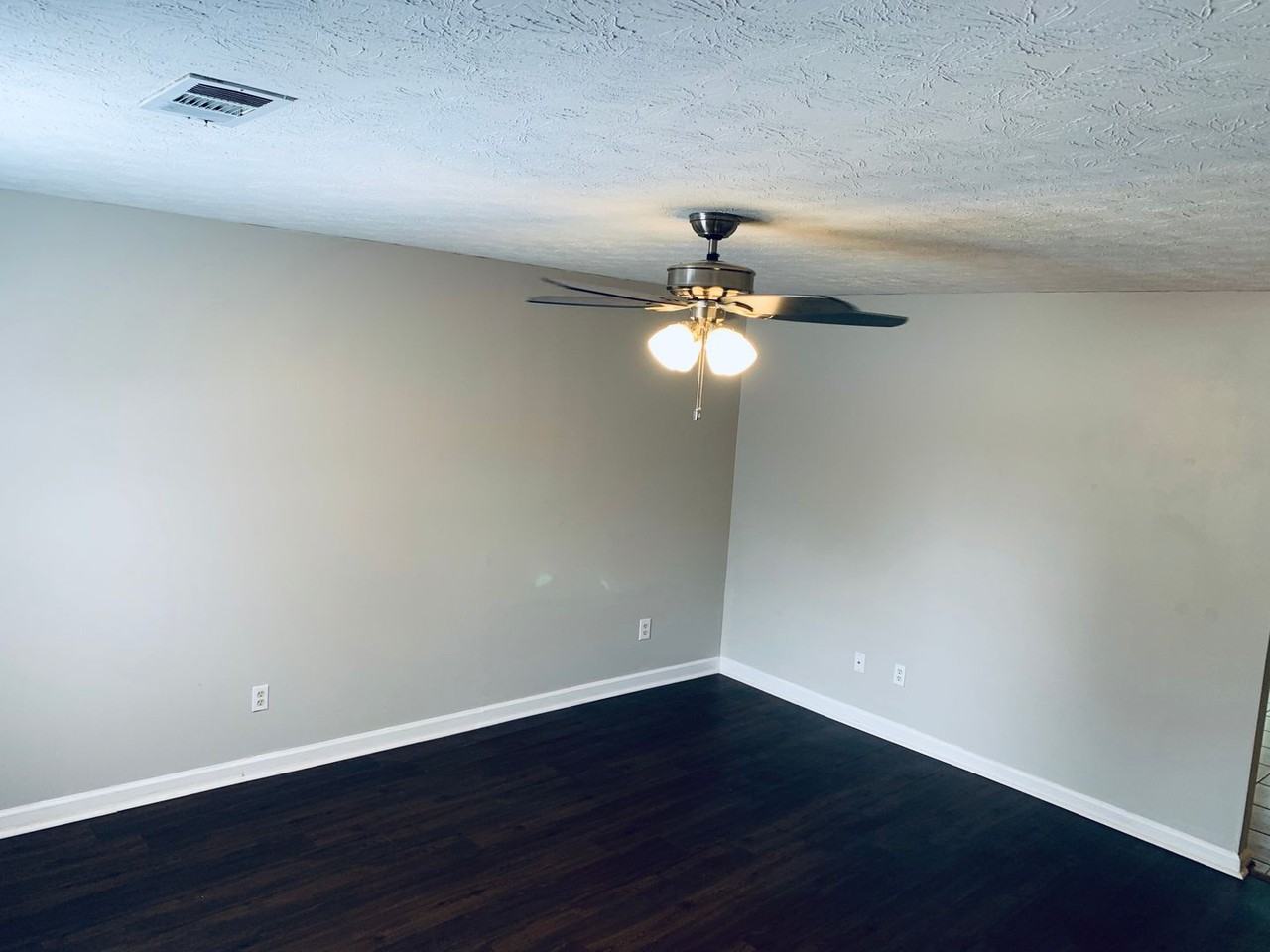 1100 Chinook Avenue - Photo 2 of 13