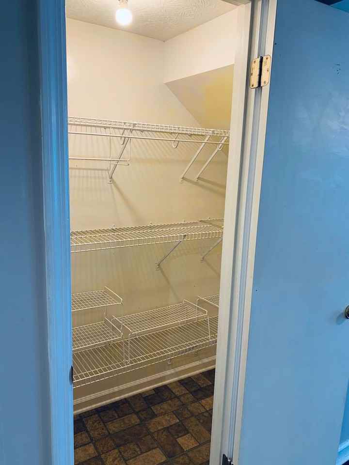 1100 Chinook Avenue - Photo 4 of 13