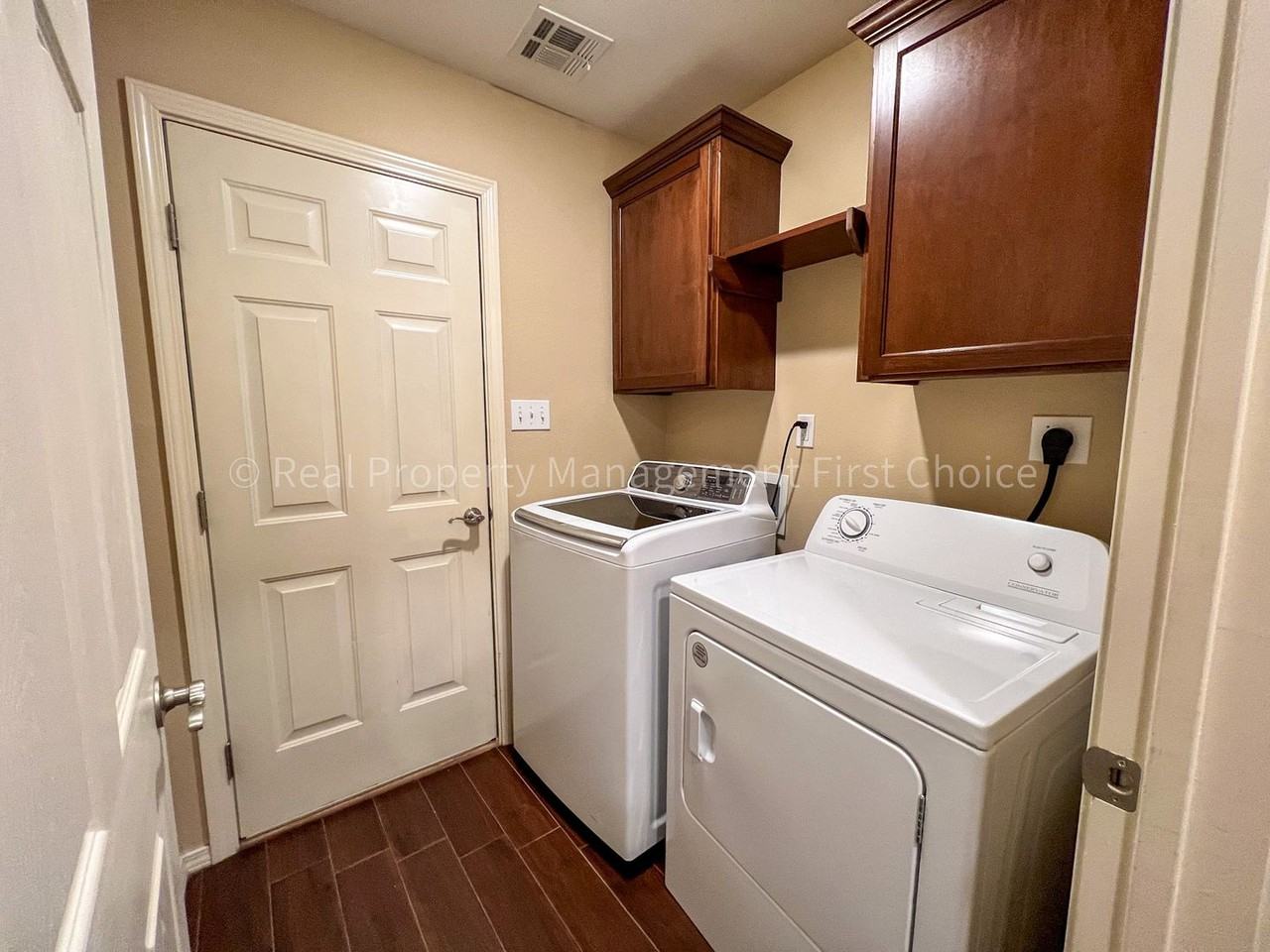 420 Ridge Point Dr - Photo 7 of 24