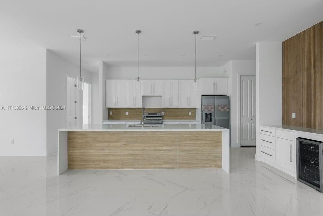 3400 Northwest 21st Terrace - Photo 3 of 30