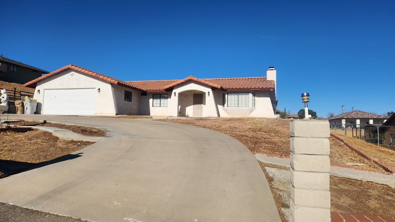 16344 Fir Street - Photo 2 of 30