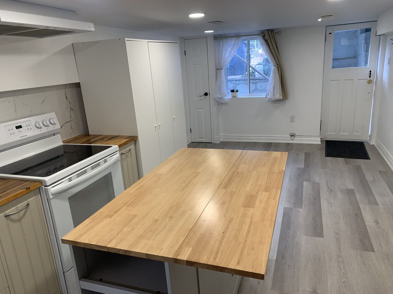 Palmer Avenue - Photo 7 of 18