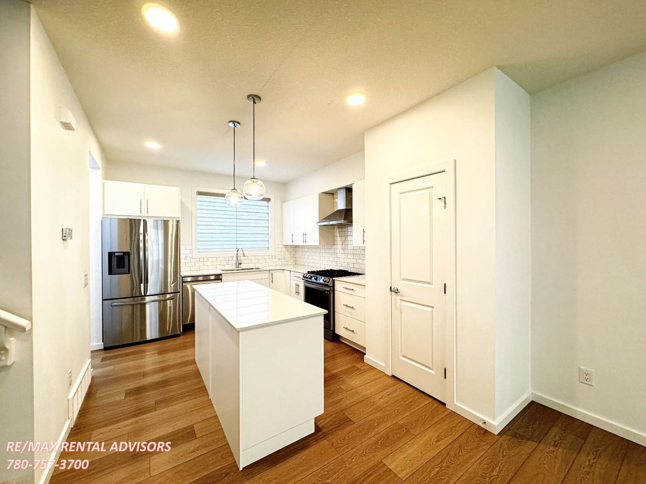 8141 226a St Nw - Photo 2 of 20